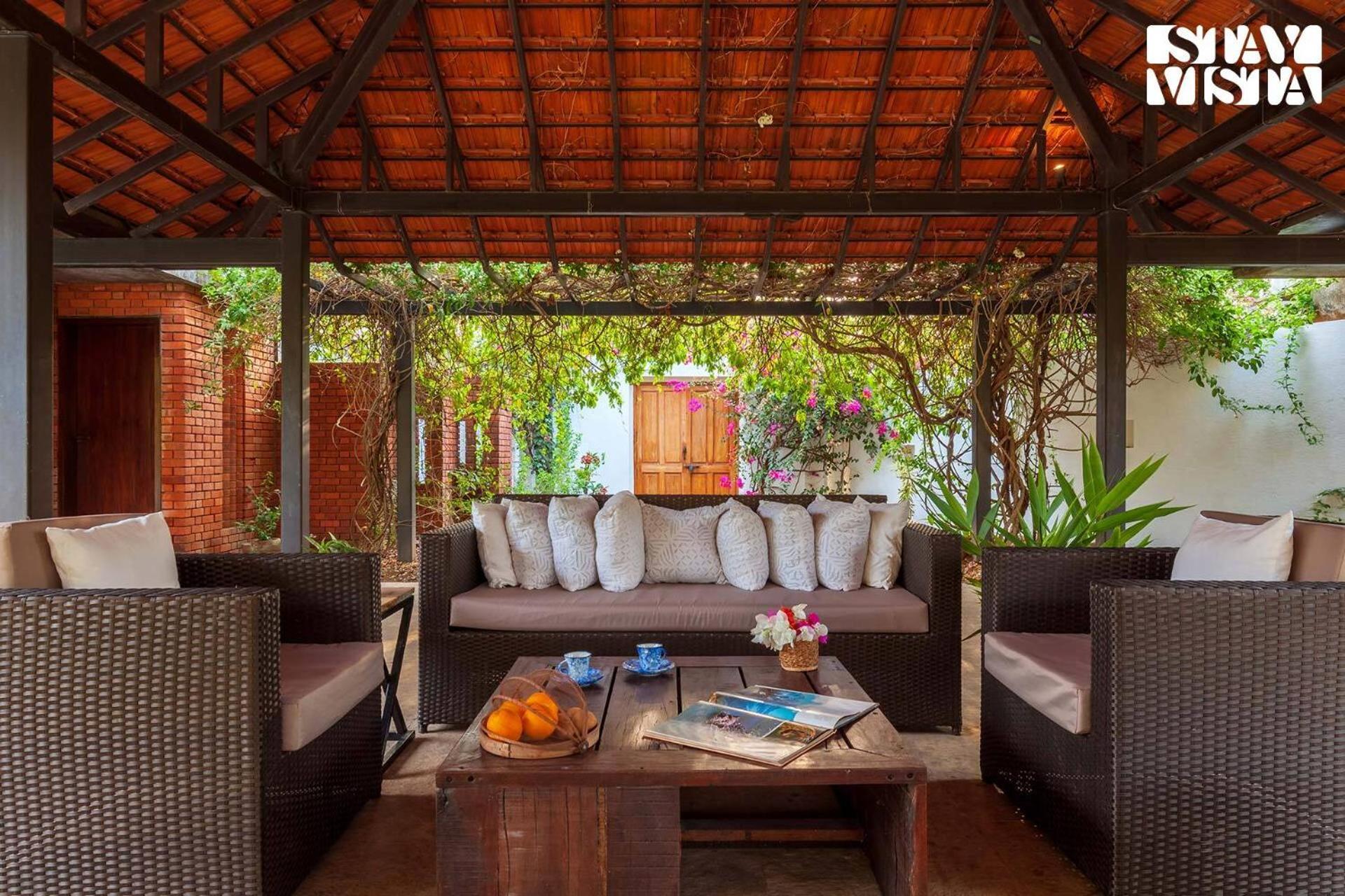 Wander Beyond By Stayvista - Featuring A Bali-Themed Abode And A Refreshing Swimming Pool アリバグ エクステリア 写真